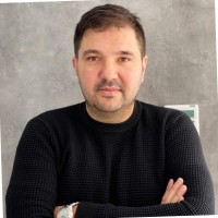 Onur Kayhan