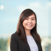 Kristen Yong, Cfa