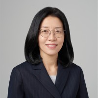 Mieun Chung, Cfa