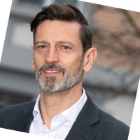 Cledan Mandri-Perrott