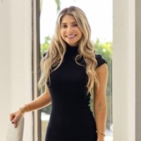 Shayna Lurie