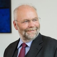 Dr. Albrecht Kloepfer