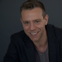 Adam Pascal