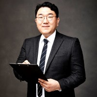 Lee Mark