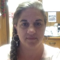 Angela Undiener