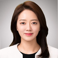 Jee Eun Lee