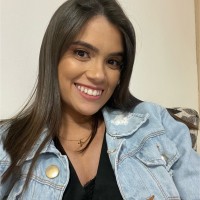 Alessandra Medeiros