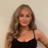 Skye G.