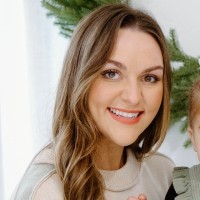 Jessie Hutchings, Rn