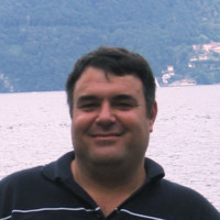 Yossi Einhoren