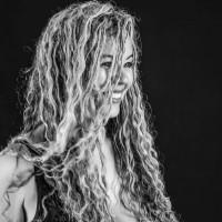 Elle Welch