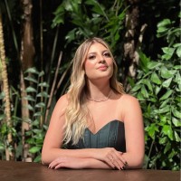 Ana Lara Molon Marconi Penna de Oliveira