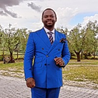 Enzo Rinaldo Banzuzi-Mbika