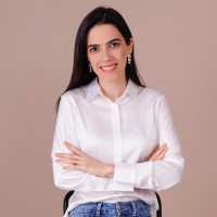 Letícia Salomão Oliveira