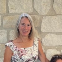 Susan Clarke