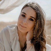 Claudia Devonshire