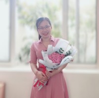 Thủy Sarah