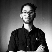 Julio Pablo Ballesteros Flores