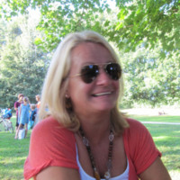 Anita Weiss