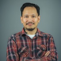 Robert Lopez Jr.