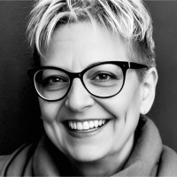 Heather Gordon-Young