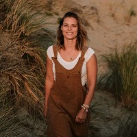 Suzanne Ruardi