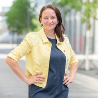 Christine Salzeller