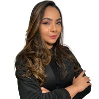 Taina Santos