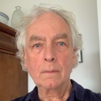 Henny De Vos