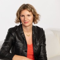 Karine Robert, M.Sc., CRHA, Adm.A