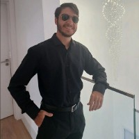 Lucas Matos De Mello