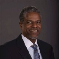 Camilo R. Richards
