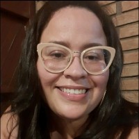 Bruna E.
