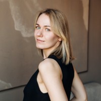 Anna Kolobova