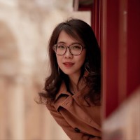 Eva Lau