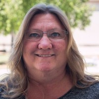 Karen Bennett, Pahm