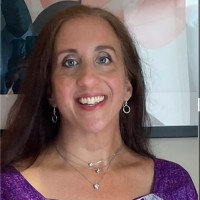 Christine Tolisano, Mba