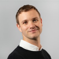 Leon Davies