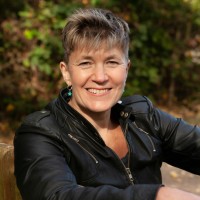 Jo Burnett