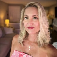 Angela Macmillan