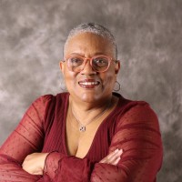 Linda Carrington