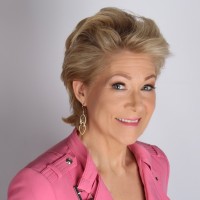 Suzanne Gray