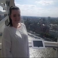 Kirsty Groves