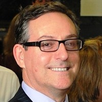 Dr Tom Farrell