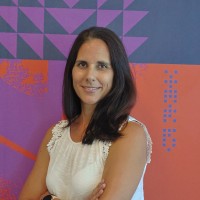 Linda Farr