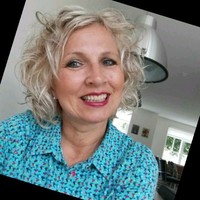 Mirjam Hollander
