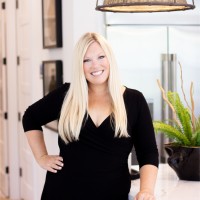 Kelly Nowak
