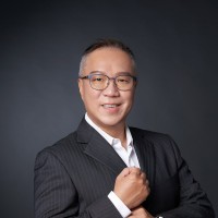 Louis Lee