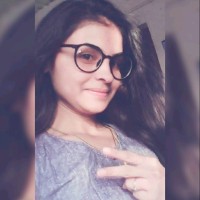 komal suthar
