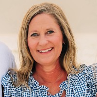 Stacie Lee